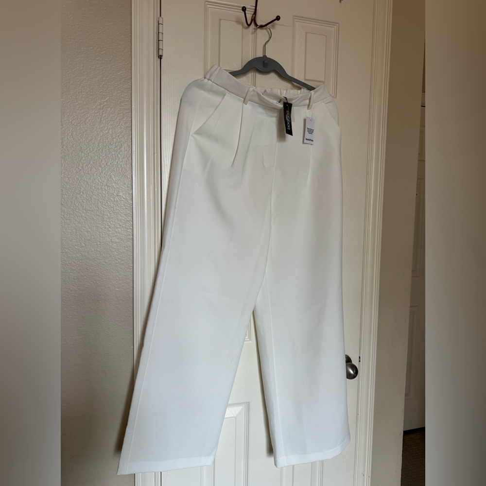 Boohoo White High-Waist Wide Leg Trousers